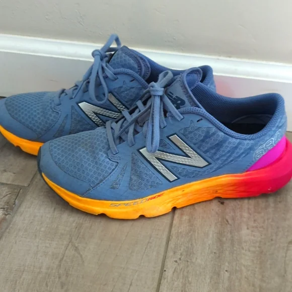 New Balance 690 v4 Speed Ride Women's Running US Womens size